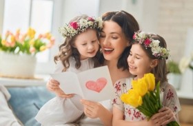 ماذا يكشف اختيارك لهدية عيد الأم عن شخصيتك؟