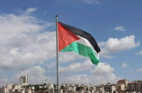 الفلسطينيون يؤجلون الانتخابات التشريعية 