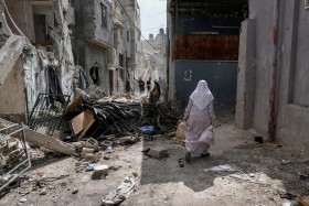 «نور شمس» الغارق في العتمة نموذج للمخيمات الفلسطينية