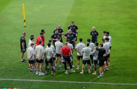 الأبيض يبدأ إعداده لمواجهتي العراق في الدور الإقصائي المؤهل إلى المونديال