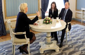 كيف يمكن أن تبدو سياسة فرنسية موالية لروسيا...؟