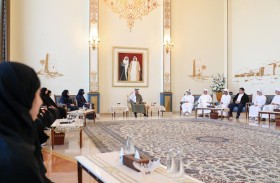 حاكم رأس الخيمة يستقبل أبناءه المتفوقين من طلبة الصف الحادي عشر على مستوى مدارس الإمارة 