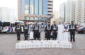 شرطة أبوظبي تعزز وعي مستخدمي «الدراجات الكهربائية» بالقيادة الآمنة