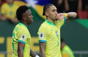 رافينيا ينتزع رقم أساطير البرازيل