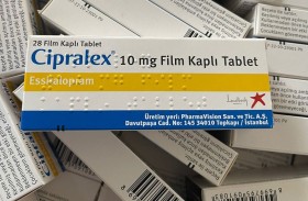 جمارك دبي تحبط تهريب 171600 حبة من الأدوية المخدرة والمقيدة