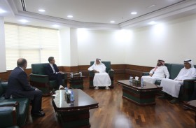 رئيسا غرفة رأس الخيمة وبلدية كييتي الإيطالية يستعرضان آلية التعاون  