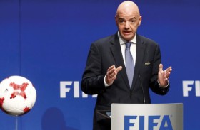 اتحادات ويفا وكونكاكاف وآسيا تزيد الضغط على إنفانتينو 
