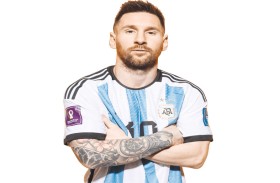 ميسي الطفل المعجزة الذي دفع مدربه الأول إلى الاعتزال