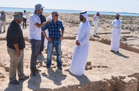 أم القيوين تعلن اكتشاف أقدم مدينة لصيد اللؤلؤ في الخليج العربي