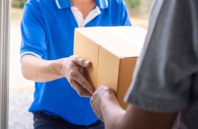 كشف حيلة عامل توصيل للاحتفاظ بآيفون