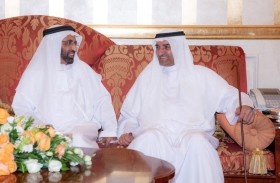 حمد الشرقي يستقبل المهنئين بشهر رمضان