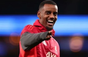 إيزاك يعود إلى تدريبات ليفربول  بعد غياب 4 أشهر