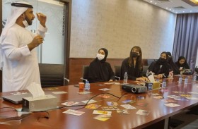 دبي للإعلام تدرب طلبة جامعة الإمارات على المهارات الإعلامية الاحترافية