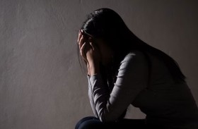 تعرض أطفالها للبيع بسبب «صعوبة المعيشة» 