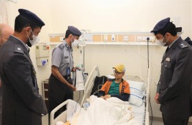 شرطة أبوظبي تزور أطفال مرضى السرطان في توام