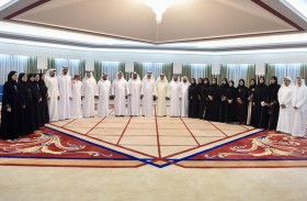 حاكم أم القيوين يستقبل رئيس المجلس الوطني الاتحادي وأعضاء المجلس والمهنئين بالشهر الفضيل