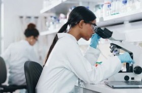 باحثون يطورون علاجاً ضوئياًّ يقضي على الخلايا السرطانية