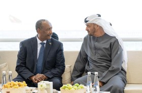 رئيس الدولة يؤكد دعم الامارات للشعب السوداني واستقراره وازدهاره