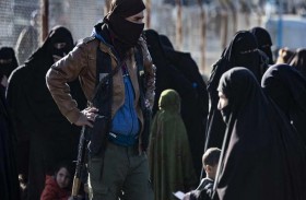 «نساء داعش».. تحذير من «العنصر الأخطر» في مخيم الهول