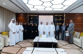 جامعة محمد بن راشد للطب والعلوم الصحية تتسلّم شهادة ودرع الاعتماد المؤسسي من المعهد الوطني للتخصّصات الصحية 