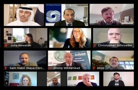 الفلاسي يستعرض حوافز وفرص الاستثمار الجديدة في ظل مشاريع الخمسين