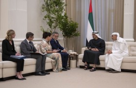 خالد بن محمد بن زايد يبحث مع وزير العدل الفرنسي العلاقات الثنائية 