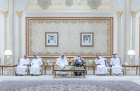 حاكم الشارقة يستقبل المهنئين بشهر رمضان المبارك