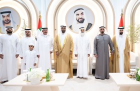 سيف بن زايد يحضر أفراح الظاهري والأحبابي