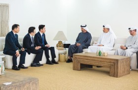 رئيس الدولة يستقبل مبعوث الرئيس الكوري ويستعرضان التطورات التي تشهدها المنطقة وتداعياتها الخطيرة 