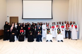 مؤسسة دبي لرعاية النساء والأطفال تختتم دورة تدريبية متقدمة حول مجموعات الدعم النفسي