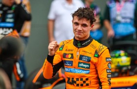 نوريس يستهل حملة الدفاع عن اللقب في حقبة جديدة 