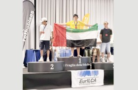 لاعب أكاديمية أبوظبي يتصدر كأس أوروبا للإبحار الشراعي بإيطاليا