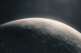 فوهة عملاقة على القمر.. حدث لا يتكرر إلا مرة كل قرن