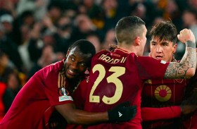 روما ولاتسيو ينتزعان فوزا قاتلا في يوروبا ليغ  