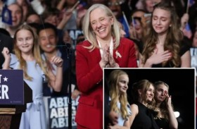 حاكمة فرجينيا تحرج ابنتها علناً بتعليق عن غرفتها