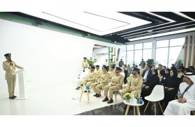 شرطة دبي تكرم المتميزين في قطاع شؤون الإدارة