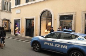 سطو كبير على متجر شهير في روما 