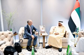 علي النعيمي يستقبل السفير الياباني المسؤول عن مساعدات إعمار غزة