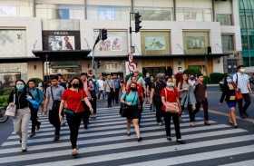 مانيلا تحظر التجول وتغلق مراكز التسوق 