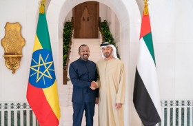 محمد بن زايد يبحث مع رئيس وزراء إثيوبيا مجالات التعاون المتعددة وفرص تعزيزها