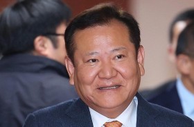 وزير الداخلية الكوري الجنوبي يستقيل من منصبه 