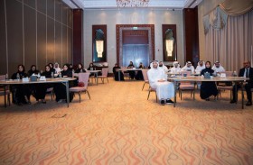 الموارد البشرية تعزز مهارات الذكاء الاصطناعي لموظفي حكومة عجمان
