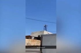 يسرّب أجوبة الامتحان عبر مئذنة المسجد