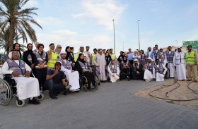 جمارك دبي تقود 60 متطوعاً من أصحاب الهمم للمشاركة في «إفطار صائم» 