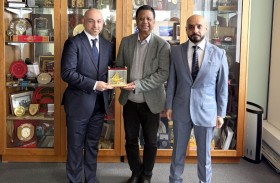 غرفة عجمان تبحث التعاون الأكاديمي مع جامعة ملبورن – أستراليا