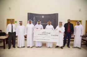 مجلس ضاحية الخالدية يدعم الهلال الأحمر بنصف مليون درهم 