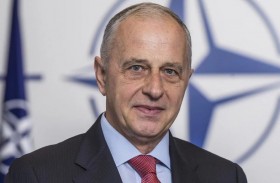 «الناتو» يشدد على أحقيته الانتشار في أوروبا الشرقية 