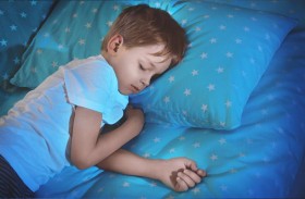 ما عدد ساعات النوم التي يحتاجها الطفل؟