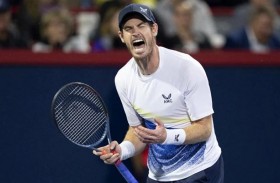 موراي يهزم فافرينكا في «معركة المخضرمين» 