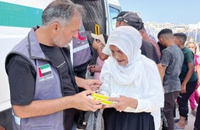 العيادة الطبية المتنقلة تواصل تقديم خدماتها الصحية لأهالي قطاع غزة 